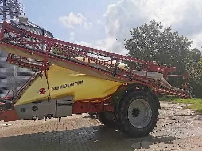 Opryskiwacz Hardi Command 7000 GPS rękaw