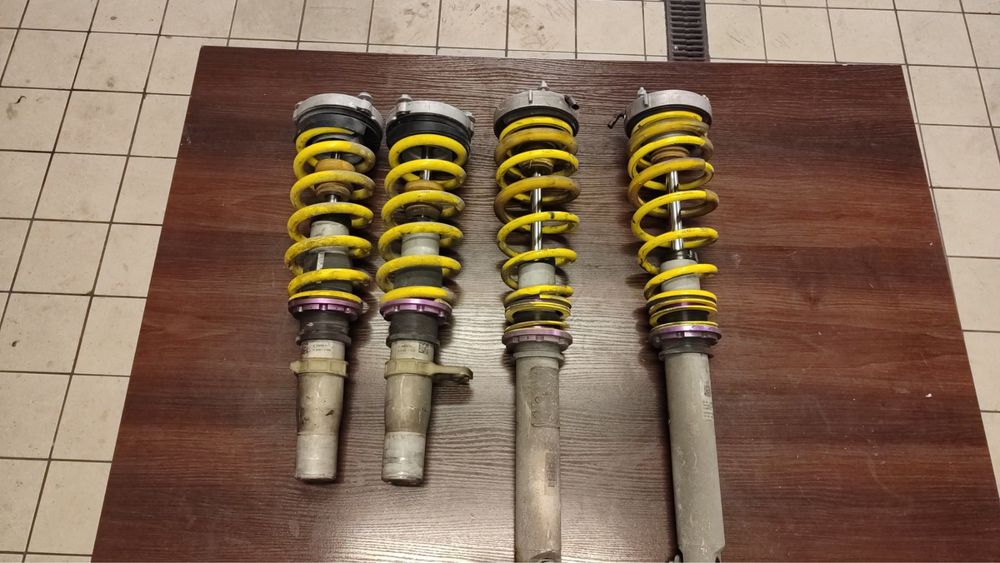 ходова частина БМВ М8 (bmw m8) пружини кайли оригінальні з америки