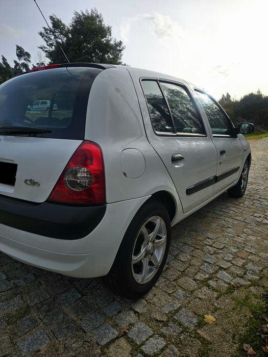 Vendo Renault Clio II Imaculado