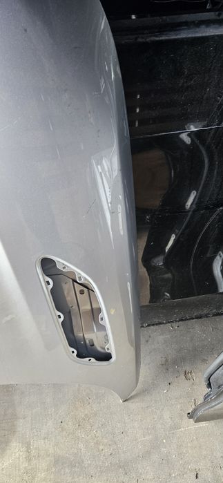 Capou range rover velar com um piqueno difeito