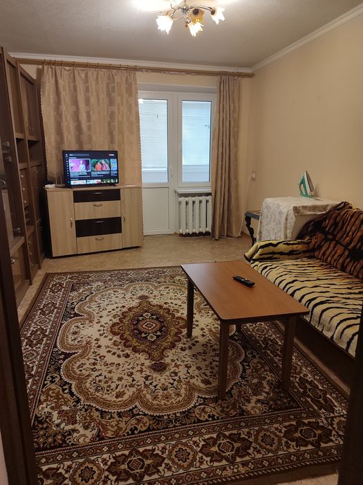 Сдам 2-х комнатную квартиру посуточно в центре.Свободна