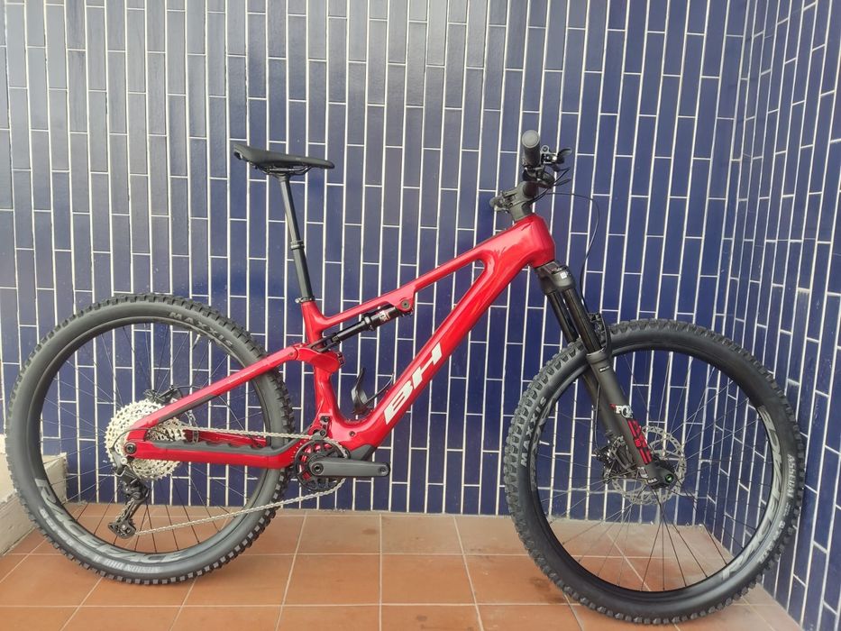 Bh eletrica com avinox 800wh