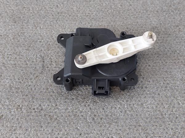 TOYOTA Prius Hatchback (_W2_) Trunk Lid Motor