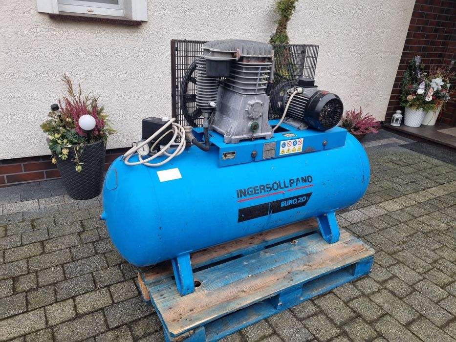 Kompresor 2-  tłokowy 300L INGERSOLL  RAND  Atlas Copco 380V Sprężarka