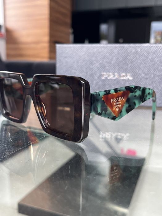 Prada okulary przeciwsloneczne PR 23YS