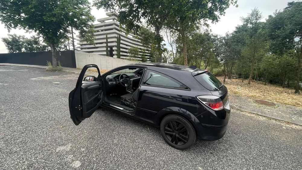 Carro Astra GTC 1.3