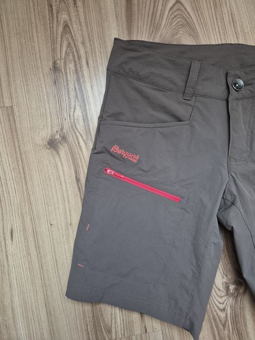 Spodenki szorty Bergans S 36
