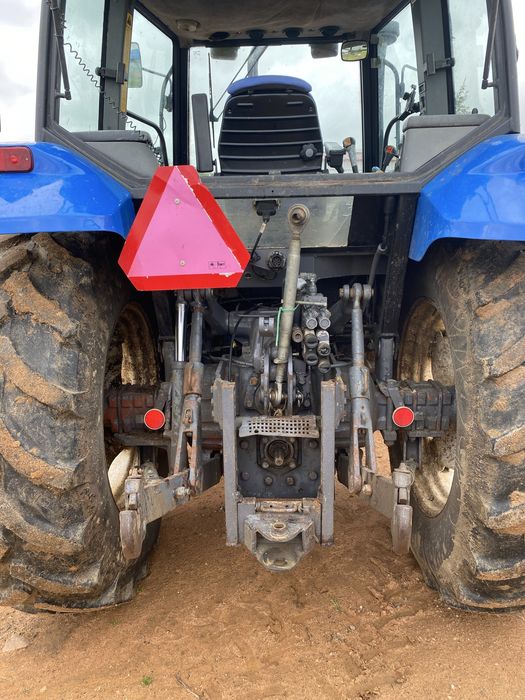 New holland ts100