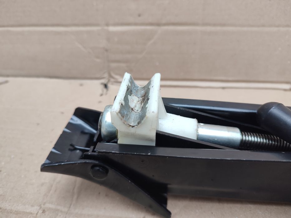 Домкрат Volkswagen polo V (2009–2017) Фольксваген Поло