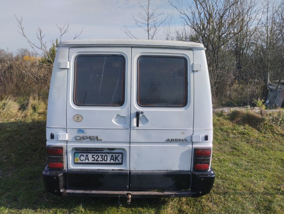 Опель Арена 1998 рв. 2.5 івеко