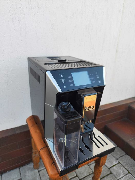 Кавомашина DeLonghi ECAM 550.55 PrimaDonna Class Bluetooth
