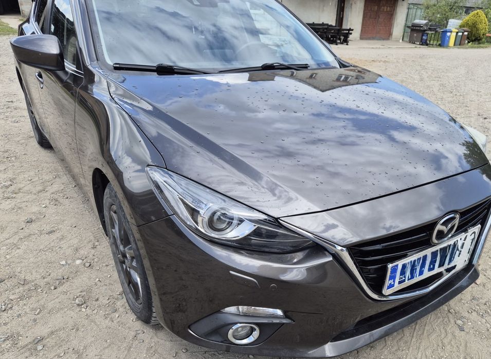 Mazda 3 .Rok 2015.