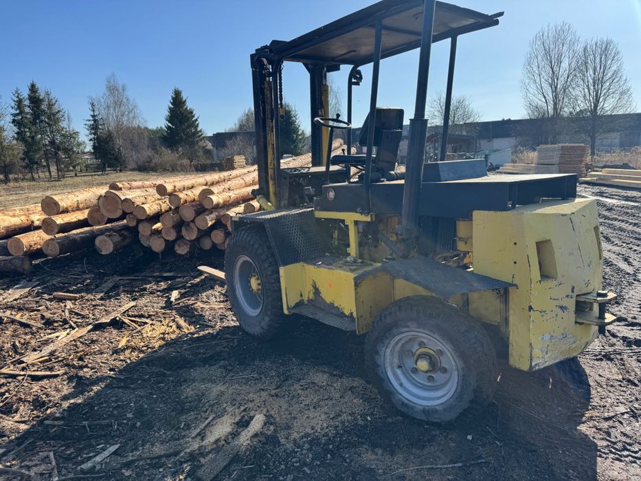 Wózek widłowy GPW 202T terenowy