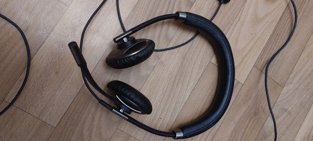 Гарнітура Plantronics blackwire c720, стан нової