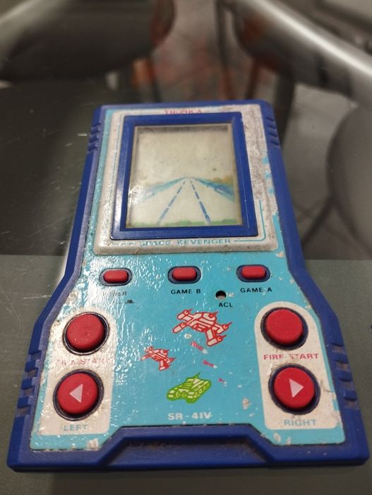 Consola de jogos tronica