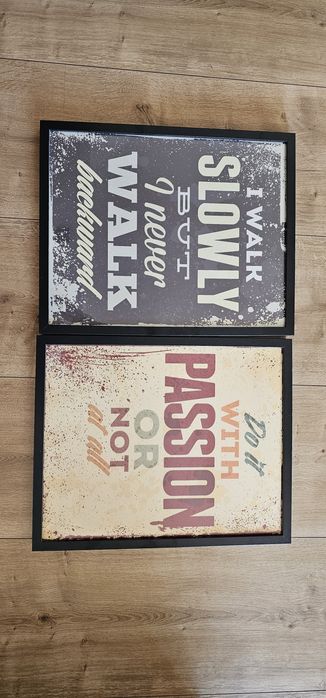Sprzedam zestaw 2 obrazów w ramkach IKEA RIBBA (22x28 cm).