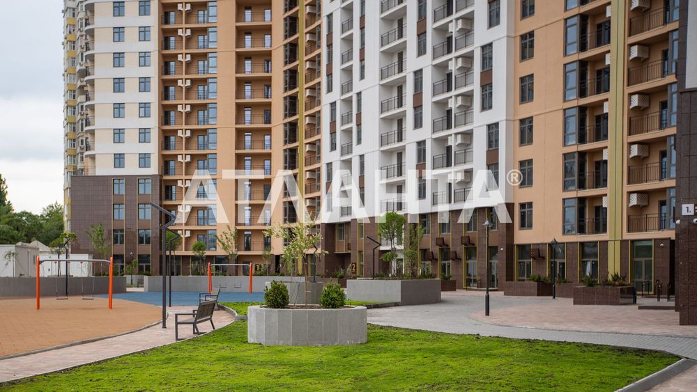 Коммерческое помещение, ремонт (салон) 24 м², 60-я Жемчужина, Краснова