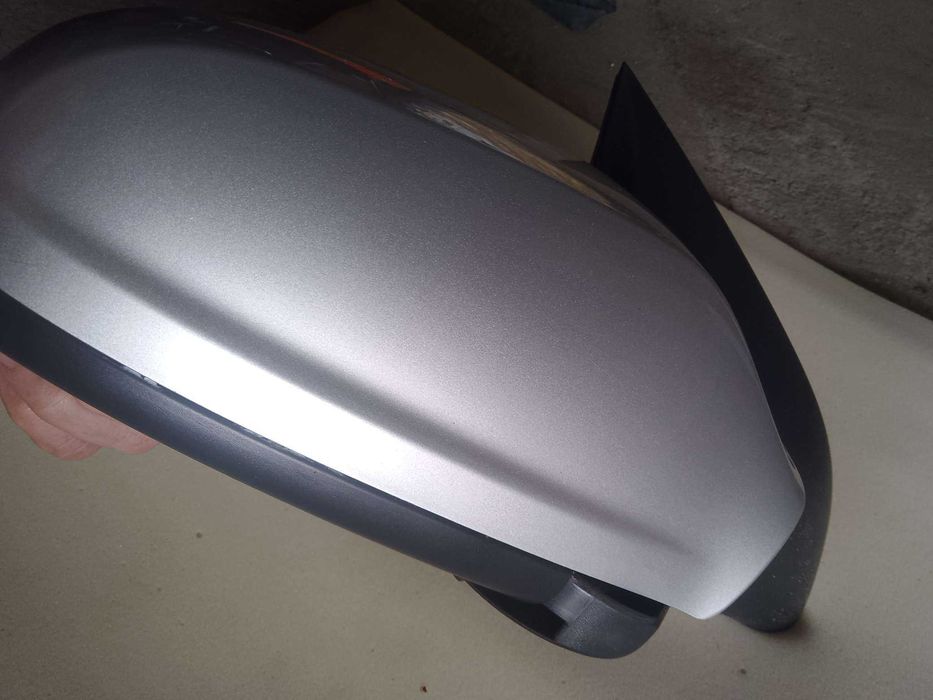 obudowa prawego lusterka opel astra h