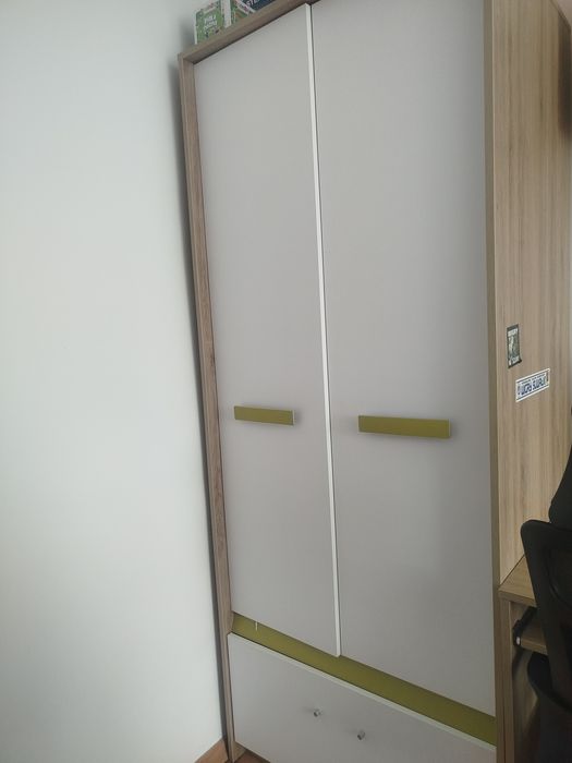 Zestaw mebli młodzieżowych