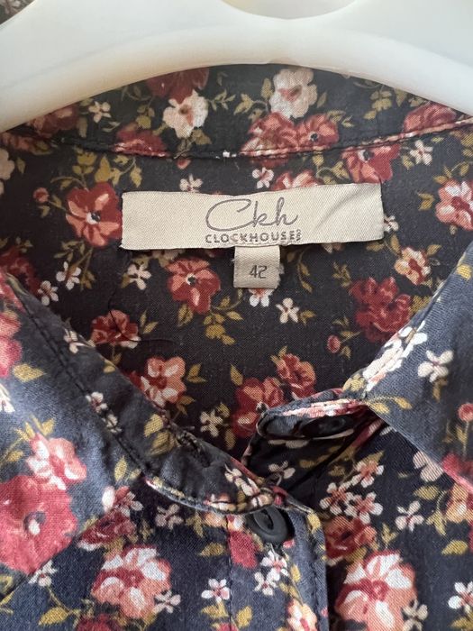 Camisa floral tamanho 42