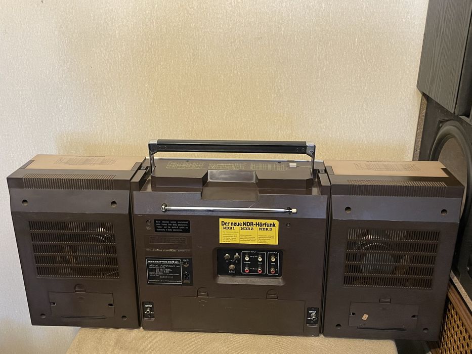 Редчайшая большая коллекционная магнитола MARANTZ PMS-7004S