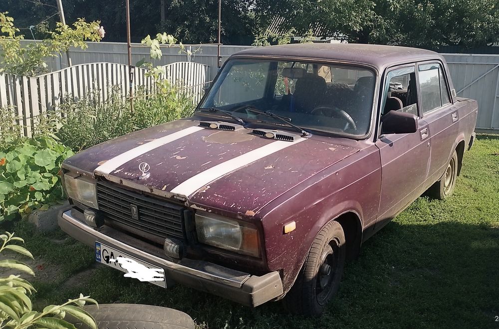 Продам або обміняю  ВАЗ 2107 СРОЧНО. Ціна договірна.