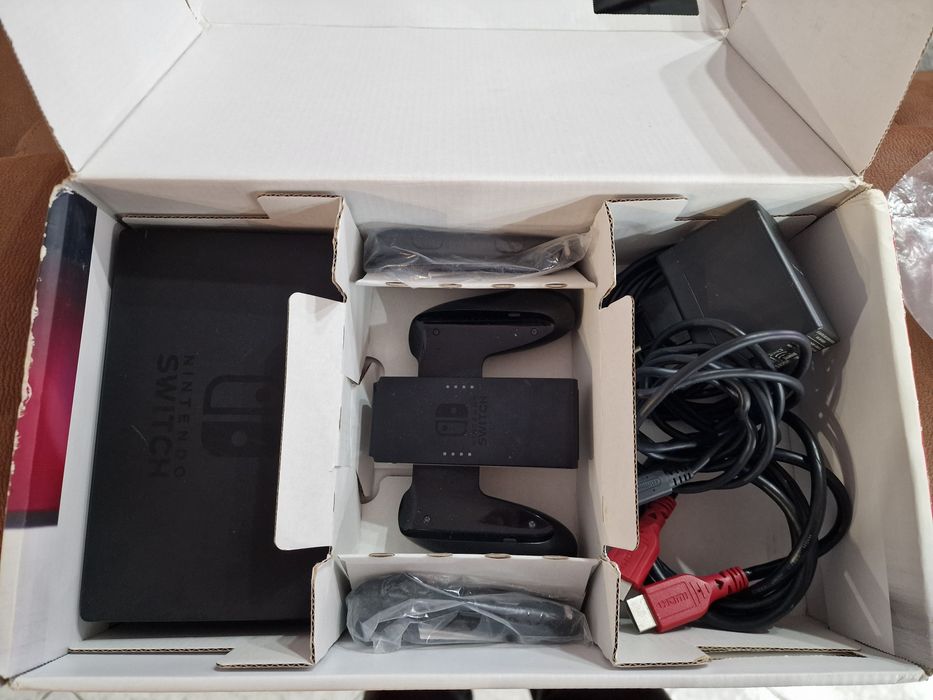 Nintendo switch azul e vermelha