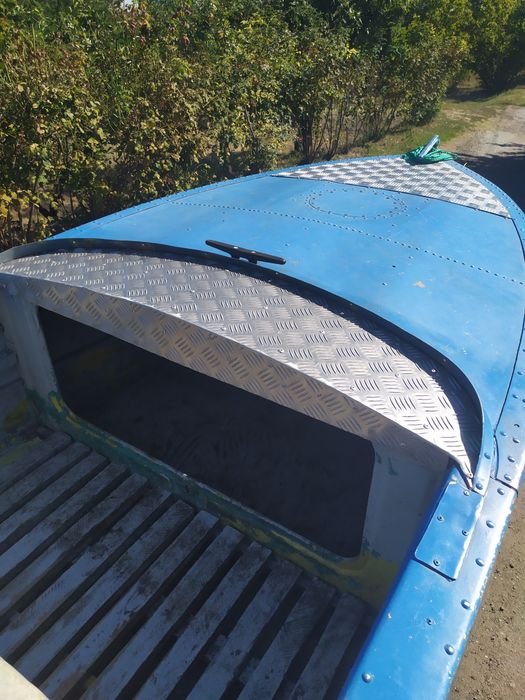 Продам лодку Южанка