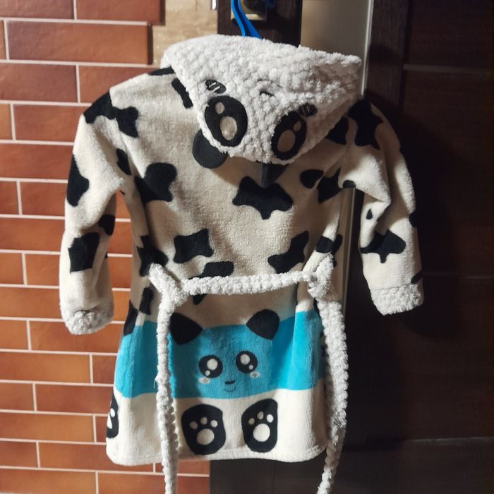 Речі для малечі (халат та спальний комбінезон)