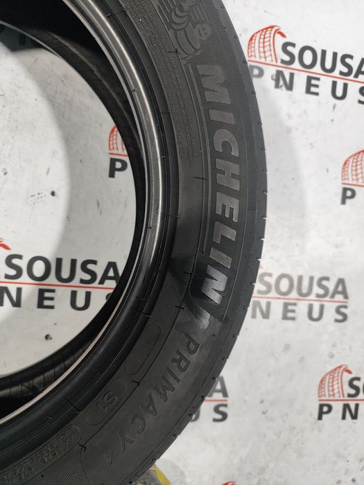 2 pneus semi novos 215-55R17 Michelin - Oferta dos Portes