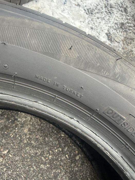 Шини 225/55R18-4шт Bridgestone