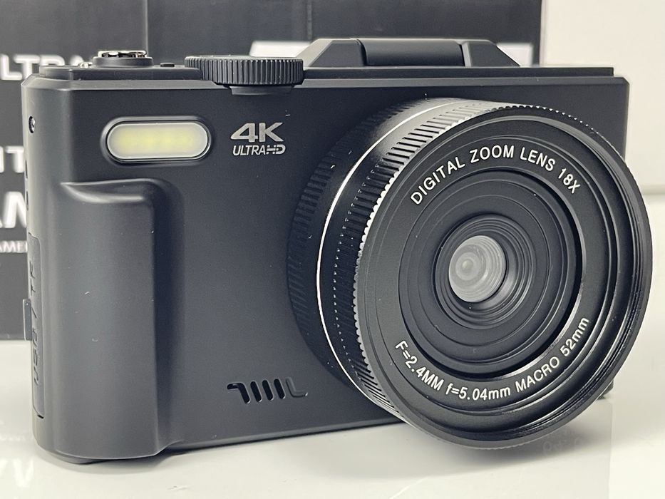 Цифровая фотокамера 64 МП 4K/Wifi/ 18-кратный цифровой зум +32GB