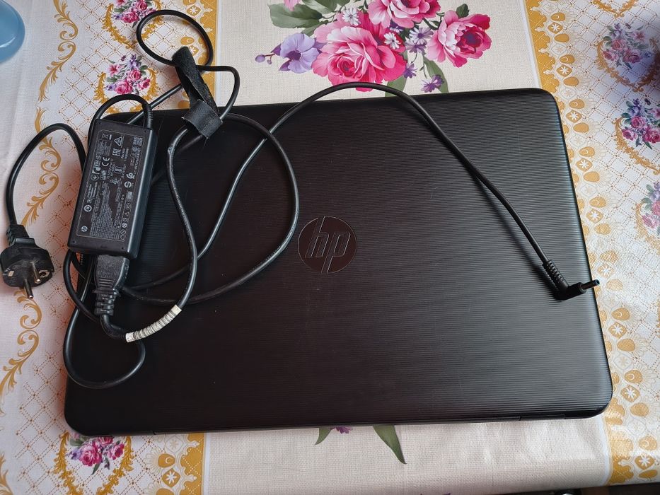 Laptop HP duży ekran 17'3 radeon
