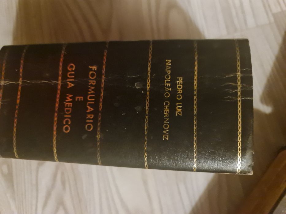 Livros de medicina alguns antigos