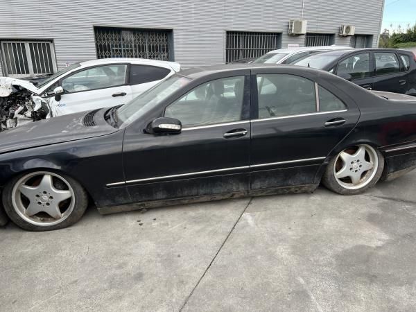 Para peças MERCEDES-BENZ Classe S (W220)
