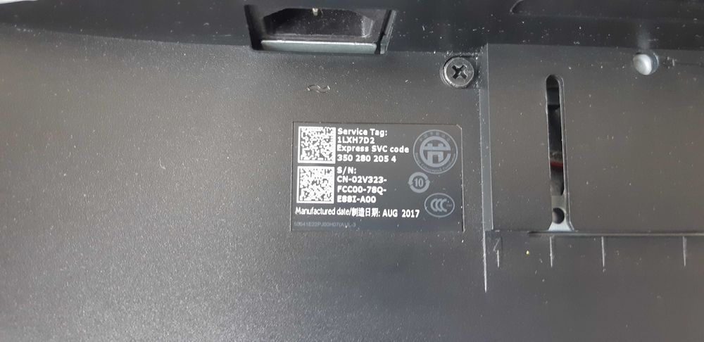 Монітор DELL SE2216H 22" FullHD в ідеальному стані в рідній упаковці