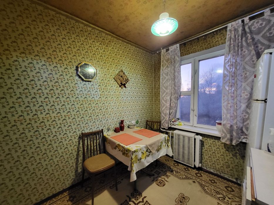 Продаж 1-кімнатної квартири,  Відрадний, програми.