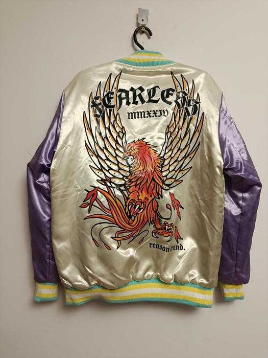 Бомбер у стилі Souvenir jacket від нью-йоркського бренду Reason