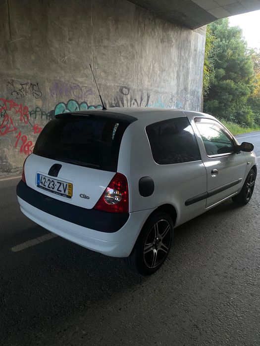 Renault Clio 65cv
