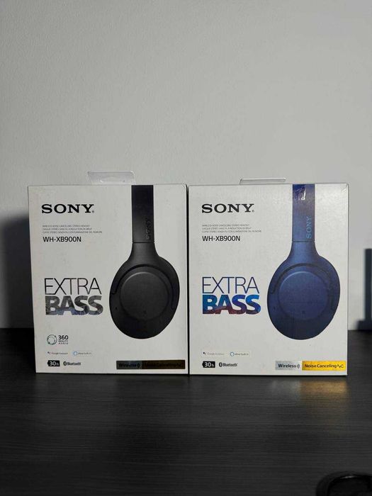Бездротові навушники Sony WH-XB900N з шумозаглушенням