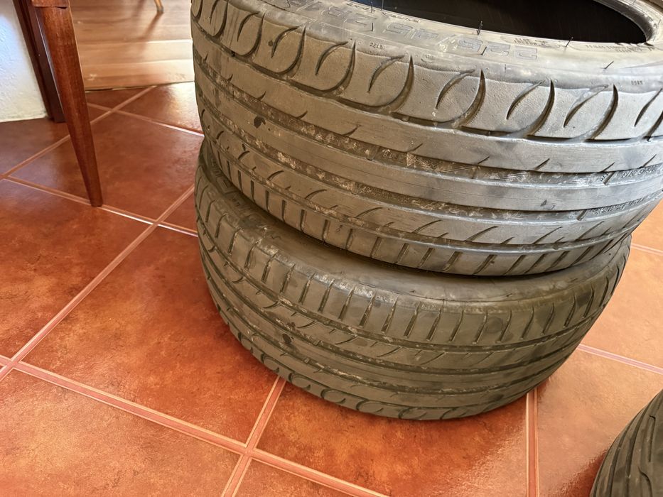 Pneus 225/45 r18