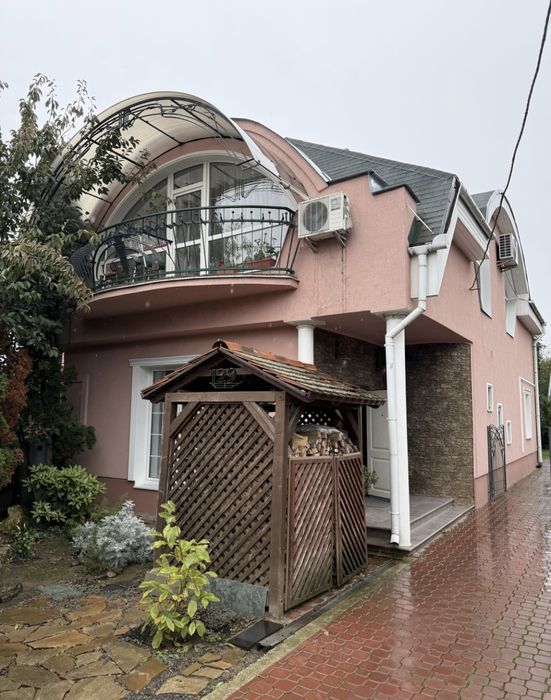 Продаж затишного та якісного будинку