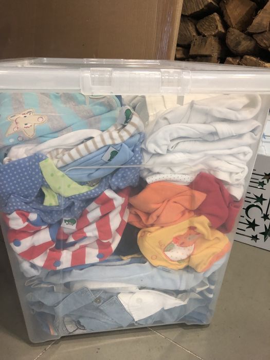 Roupa de bebé para primeiros anos de vida