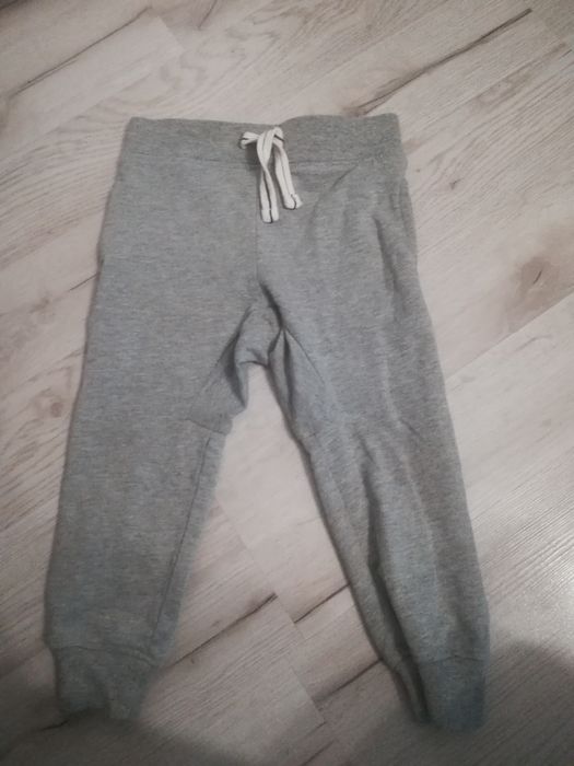 Spodnie dresowe chłopięce. Okazja.