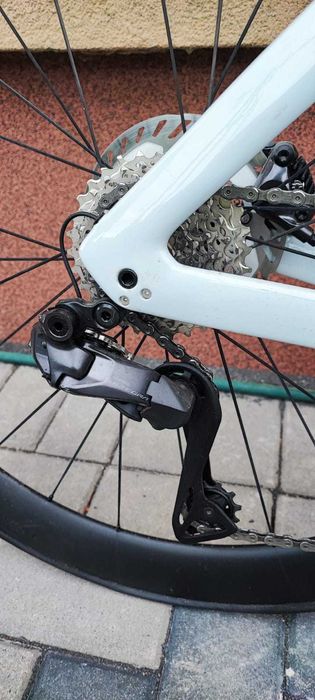 Trek Madone SL7 Gen 7 – NOWY – Ultegra Di2, Carbon, 2024