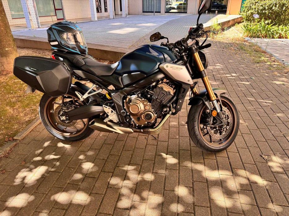 Honda CBF 650R Neo Sports Café - 2022 - Impecável! Nogueira, Fraião E ...