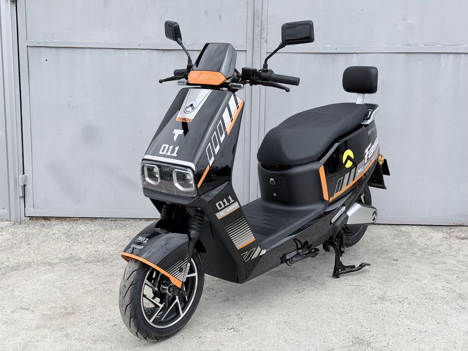 Електричний скутер Tairon Fast 011 2000w 72v/48a Lifepo4