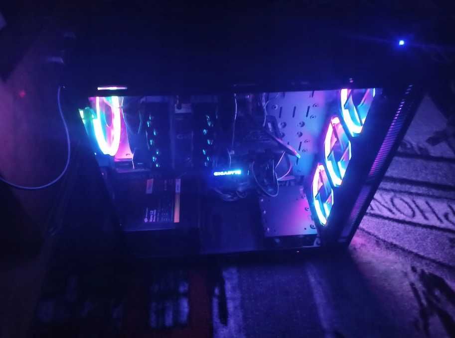 PC-PC i5 9600KF 6 rdzeni, 16GB RAM DDR 4, SSD M2