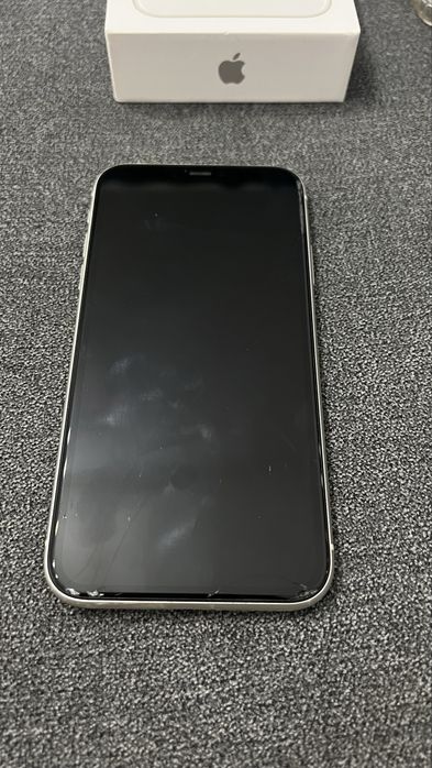 Iphone 11 4/64gb White