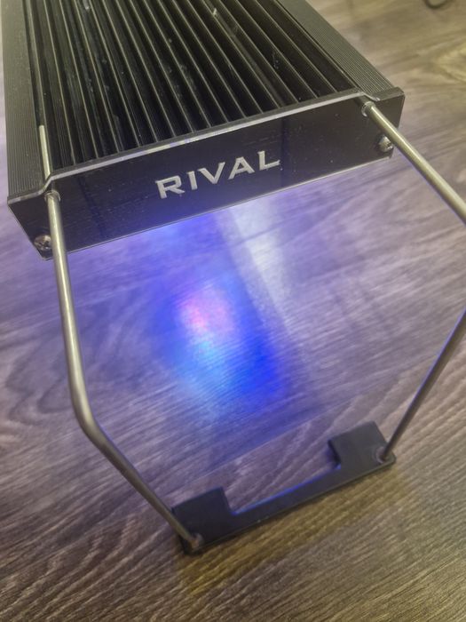 Светильник Rival Aqua
Marine 60 PRO WF
Аквариум Aquael 54 литра
600 х